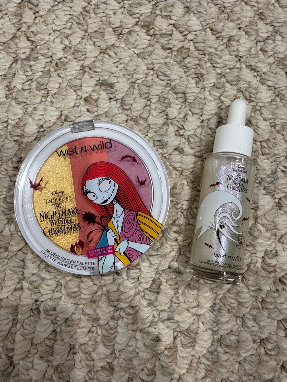 Wet n Wild The Nightmare Before Christmas Blushlighter and Body Illuminator